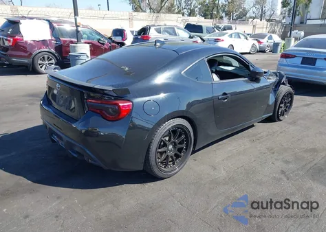 2018 Toyota 86 Gt from USA, damaged, VIN JF1ZNAE18J8701913
